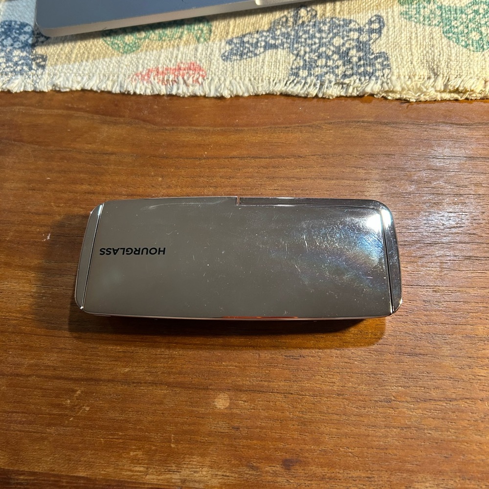 Hourglass ambient lighting palette volume II